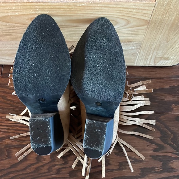 Lady's BOOTIES WESTERN STYLE - Picture 5 of 6